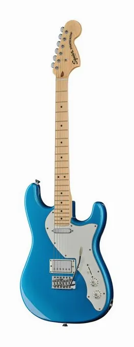 Squier Paranormal Strat Deluxe LPB ujęta od przodu na neutralnym tle