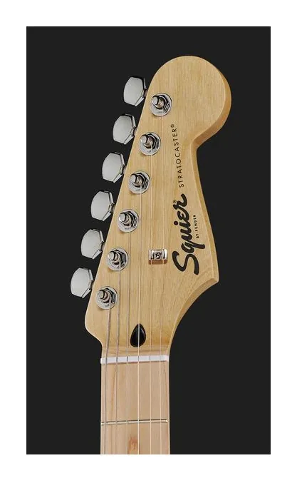 Squier Sonic Strat HT H Black sfotografowana frontalnie
