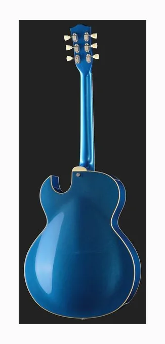 Stanford CR Fatboy GE 95 Bigsby B60 widziana od przodu