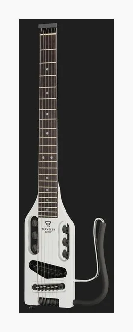 Traveler Guitar Ultra Light Vintage Red ujęta od przodu na neutralnym tle
