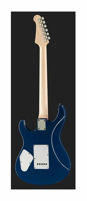 Yamaha Pacifica 112V UBL RL, linie korpusu z góry