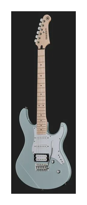 Yamaha Pacifica 112VM RM RL z bliska od przodu