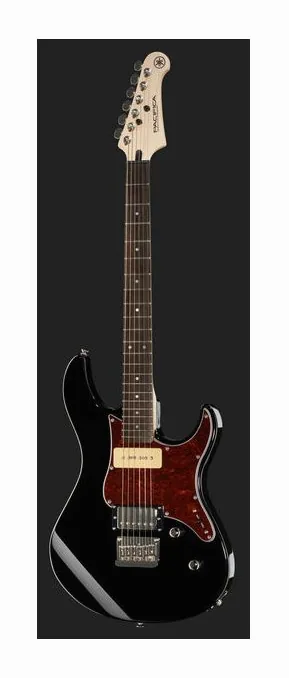 Yamaha Pacifica 311H YNS z bliska od przodu
