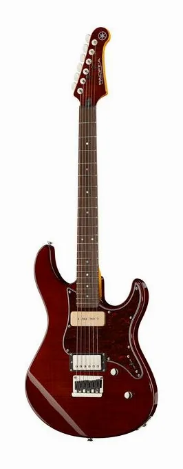 Yamaha Pacifica 611HFM RTB ujęta od przodu na neutralnym tle